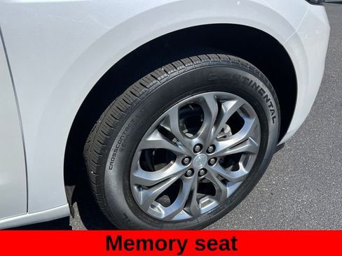 Used 2021 Buick Enclave Avenir image 37