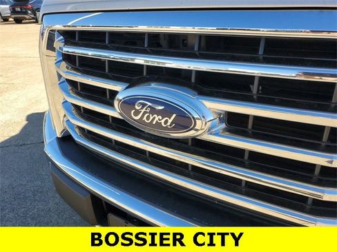 Used 2017 Ford F150 XLT w/ Equipment Group 301A Mid image 29