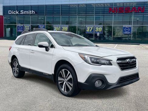 Used 2018 Subaru Outback 3.6R Limited image 1