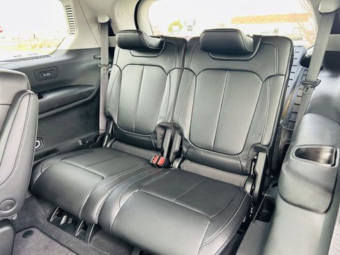 Used 2022 Jeep Grand Cherokee L Limited image 32