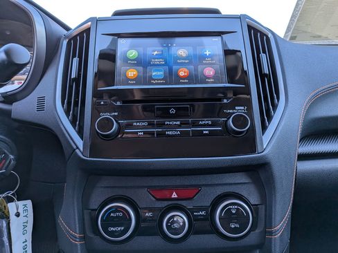 Used 2023 Subaru Crosstrek 2.0i Premium image 19