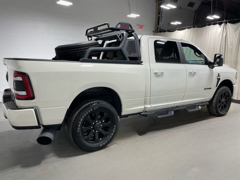 Used 2024 RAM 2500 Laramie w/ Night Edition AWD/4WD image 4
