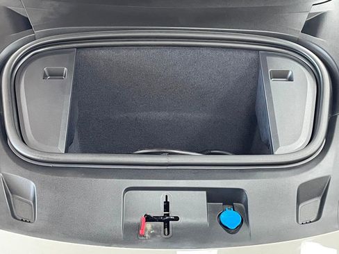 Used 2021 Porsche Taycan Turbo image 49