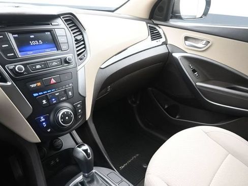 Used 2017 Hyundai Santa Fe Sport w/ Cargo Package AWD/4WD image 28