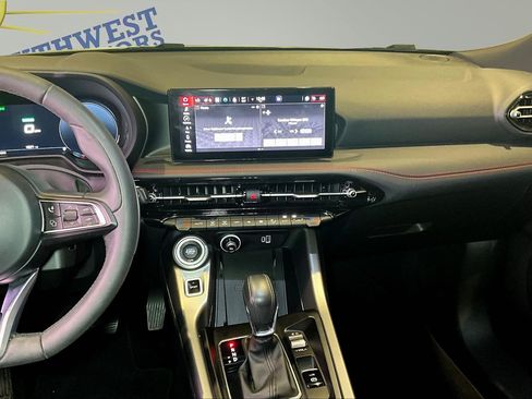 Used 2024 Dodge Hornet R/T Plus AWD/4WD image 9