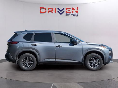 Used 2023 Nissan Rogue S FWD image 6