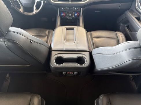 Used 2021 Chevrolet Tahoe LT image 17