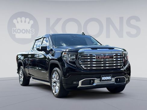 Used 2022 GMC Sierra 1500 Denali w/ Denali Reserve Package AWD/4WD image 10
