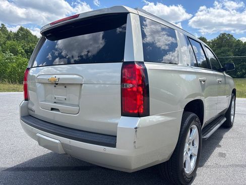 Used 2015 Chevrolet Tahoe LT RWD image 5