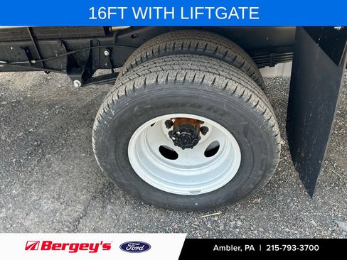 New 2027 Ford E-350 and Econoline 350 Super Duty w/ Driver's Safety Package RWD image 23