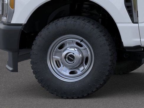 New 2026 Ford F250 XL w/ XL Off-Road Package AWD/4WD image 19
