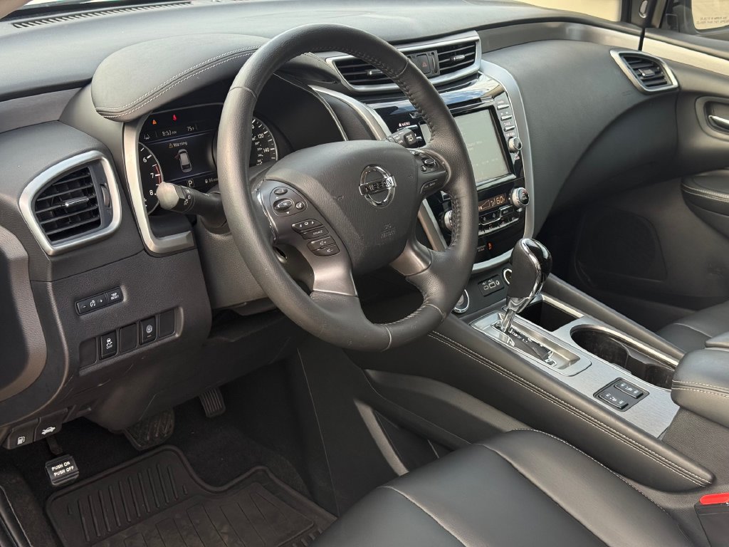 Used 2022 Nissan Murano SV w/ SV Midnight Edition Package FWD image 8