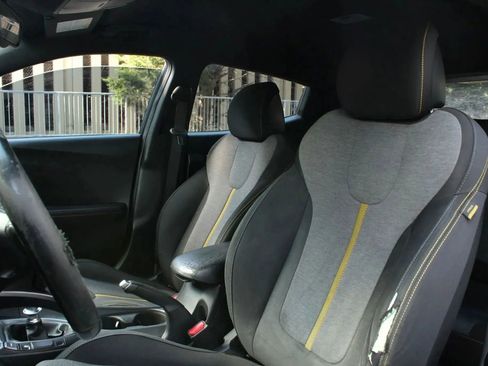 Used 2019 Hyundai Veloster Turbo R-Spec FWD image 12