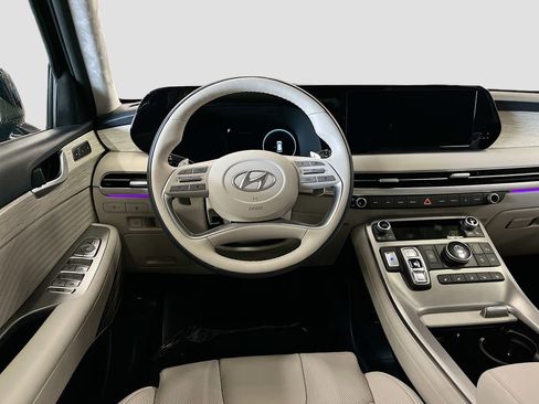 Used 2025 Hyundai Palisade Calligraphy FWD image 24