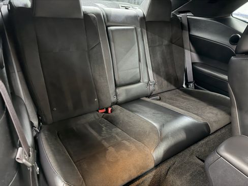 Used 2015 Dodge Challenger R/T Scat Pack w/ Leather Interior Group image 23