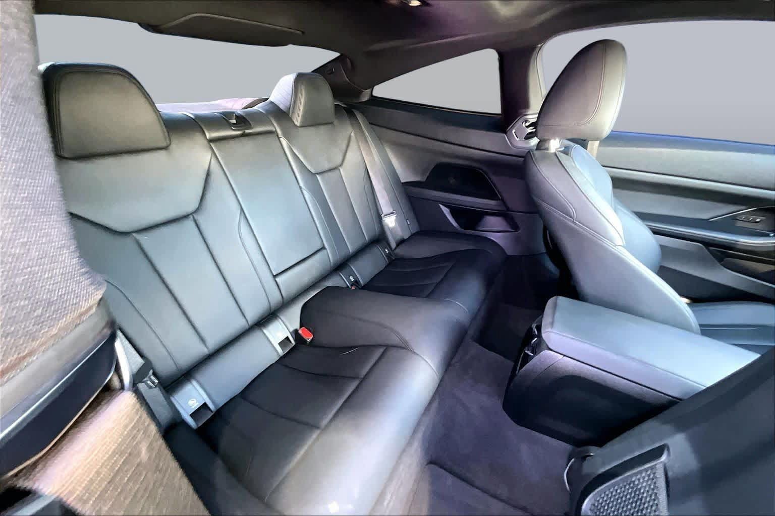 Used 2021 BMW 430i Coupe w/ Convenience Package RWD image 22