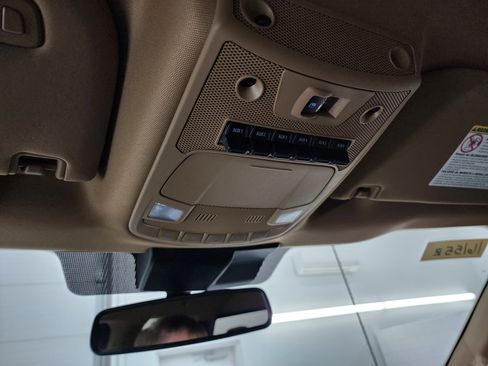 Used 2022 Ford F250 Lariat w/ Tremor Off-Road Package image 12