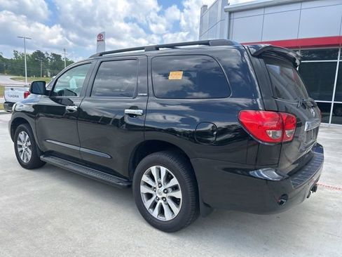 Used 2016 Toyota Sequoia Limited w/ Safety & Convenience Package image 5