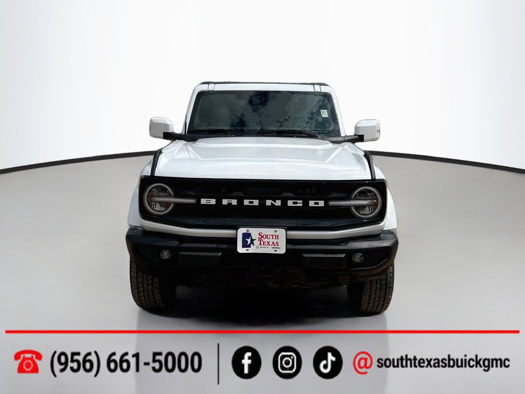 Used 2025 Ford Bronco Outer Banks AWD/4WD image 2