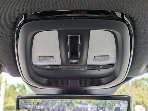 New 2026 Volvo XC60 T8 Core w/ Protection Package Premier image 24