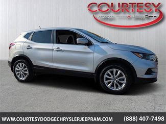 Used 2020 Nissan Rogue Sport S w/ Appearance Package image 1