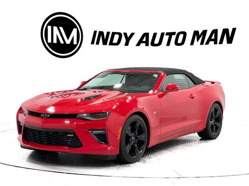 Used 2018 Chevrolet Camaro SS RWD image 8