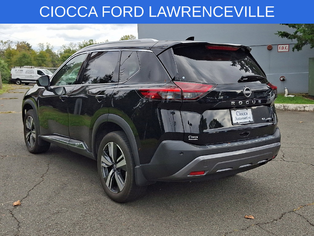 Used 2023 Nissan Rogue SL AWD/4WD image 7