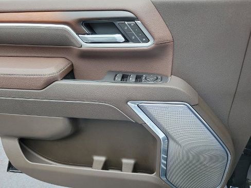 New 2026 GMC Sierra 2500 Denali w/ Denali Reserve Package image 25