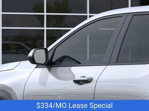 New 2026 Chevrolet Equinox LT w/ Convenience Package II image 12