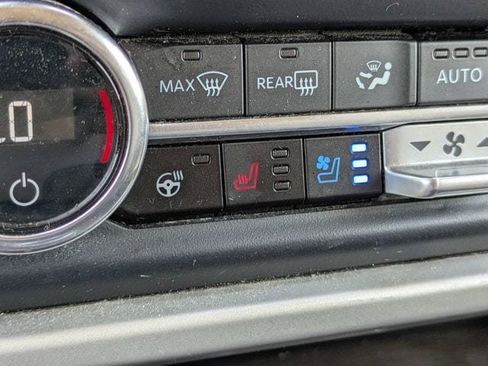 Used 2024 Ford Expedition Limited RWD image 27