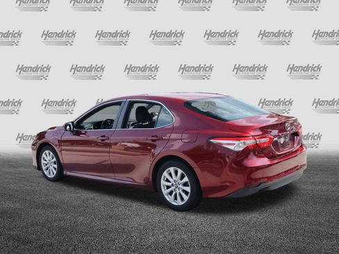 Used 2018 Toyota Camry LE w/ Convenience Package FWD image 7