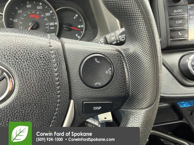 Used 2016 Toyota RAV4 LE AWD/4WD image 22