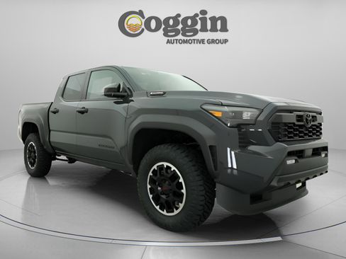 New 2026 Toyota Tacoma TRD Off-Road AWD/4WD image 9
