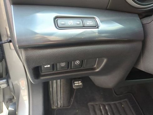 Used 2023 Nissan Maxima SR w/ Sport Mat Group FWD image 14