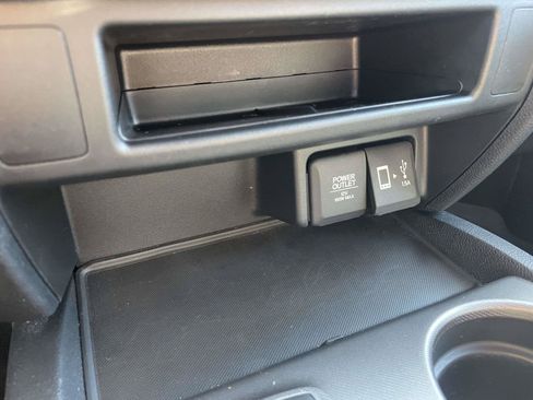 Used 2021 Honda Ridgeline Sport image 28