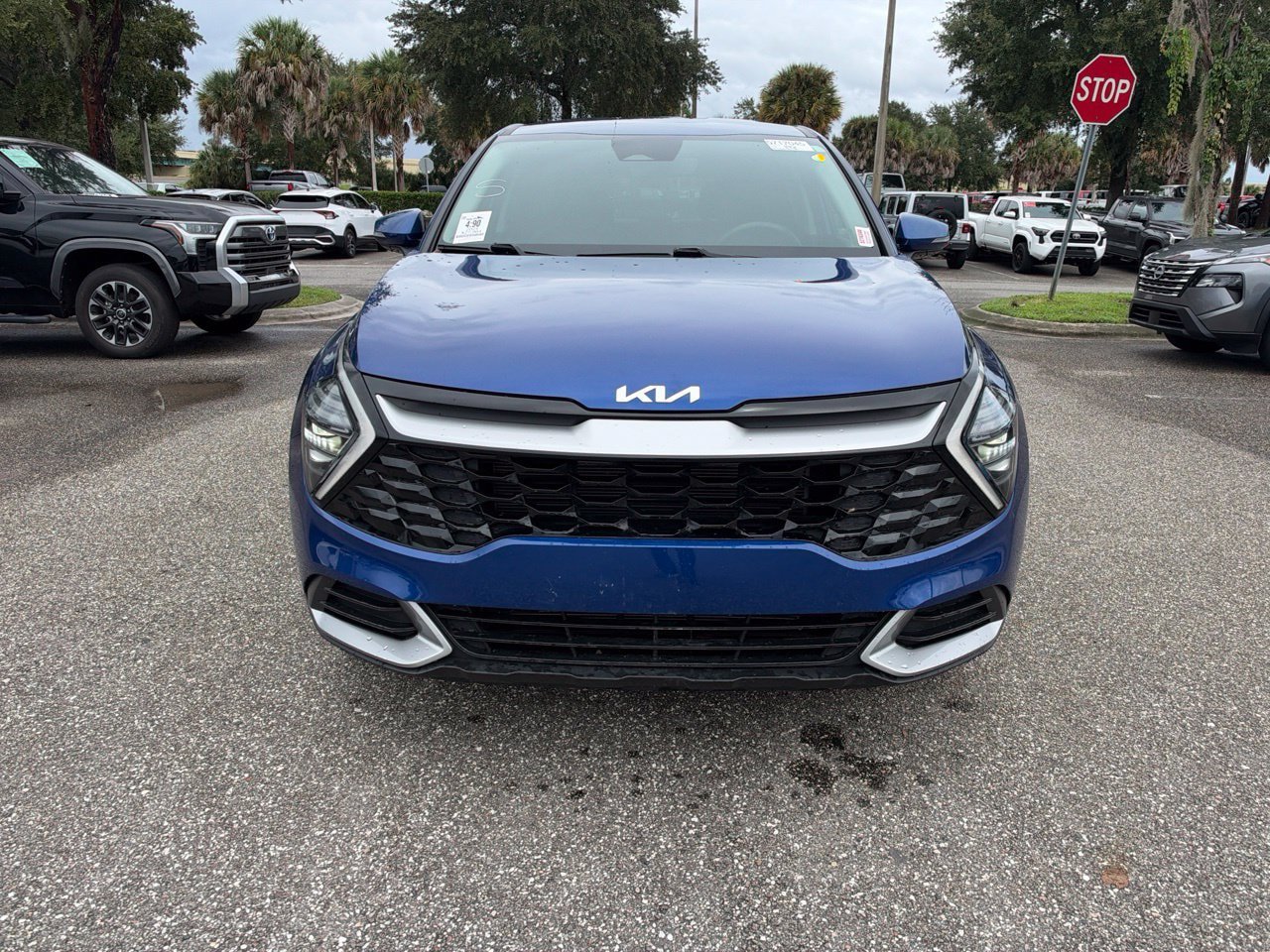 Used 2024 Kia Sportage EX FWD image 5