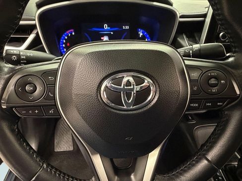 Used 2020 Toyota Corolla XSE image 14