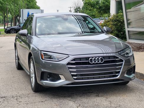 Used 2020 Audi A4 2.0T Premium w/ Convenience Package FWD image 2