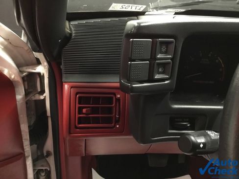 Used 1989 Ford Mustang GT RWD image 31