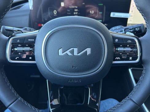 New 2026 Kia Carnival SX Prestige FWD image 27