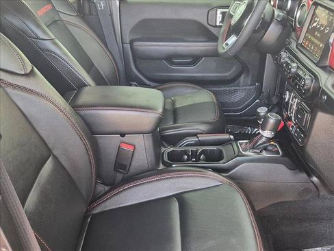 Used 2023 Jeep Wrangler Unlimited Rubicon w/ LED Lighting Group AWD/4WD image 20
