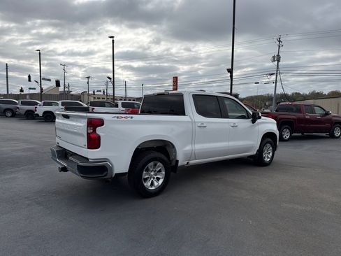 Used 2025 Chevrolet Silverado 1500 LT image 3