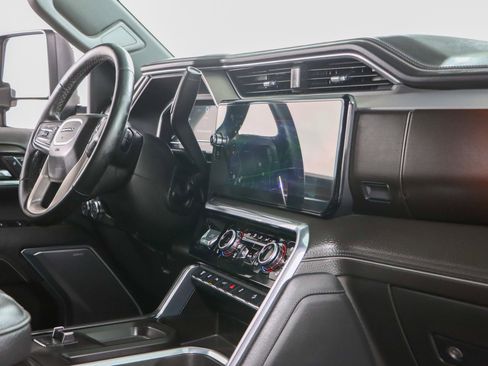 Used 2024 GMC Sierra 2500 Denali w/ Denali Reserve Package image 31