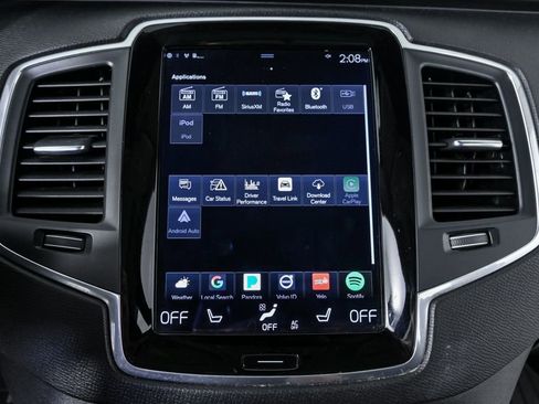 Used 2018 Volvo XC90 T6 Momentum w/ Convenience Package image 14