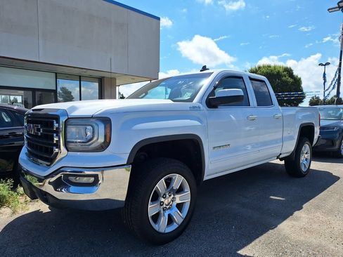 Used 2016 GMC Sierra 1500 SLE w/ SLE Value Package AWD/4WD image 1