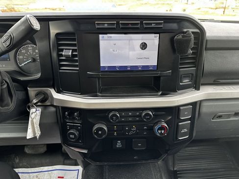 Used 2024 Ford F550 4x4 Crew Cab Super Duty image 9