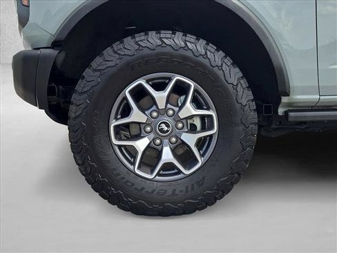 Certified 2023 Ford Bronco Badlands AWD/4WD image 23