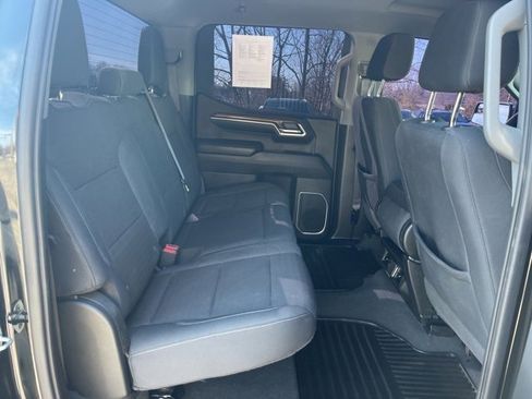 Used 2022 Chevrolet Silverado 1500 LT image 17