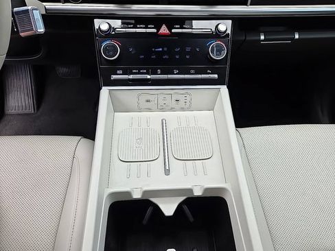 Used 2025 Hyundai Santa Fe SEL FWD image 25