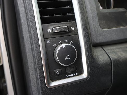 Used 2016 RAM 1500 Big Horn AWD/4WD image 41